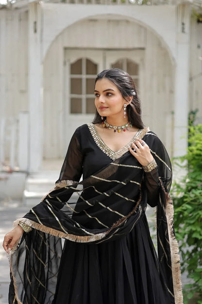 Occasion Wear Fancy Gown D.No. 9150 - Anant Exports