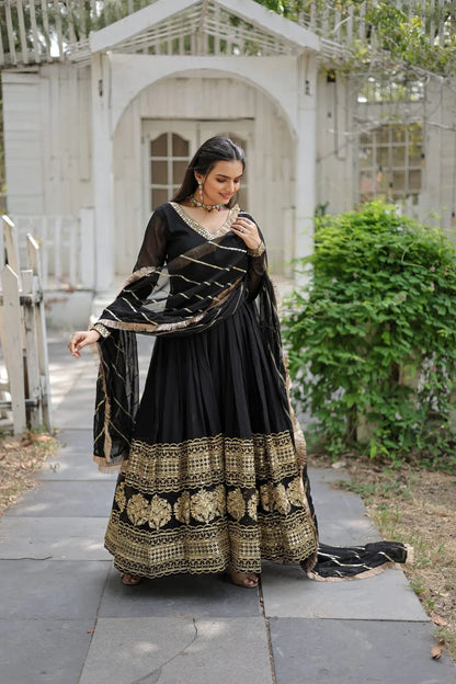 Occasion Wear Fancy Gown D.No. 9150 - Anant Exports