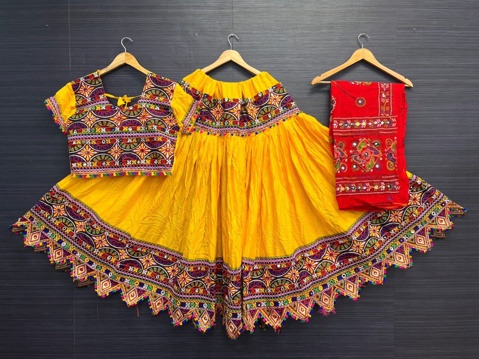 Navratri Traditional Wear Lehenga