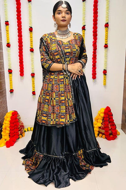 NAVRATRI WEAR CHANIYA CHOLI D.NO. 7058 - Anant Exports