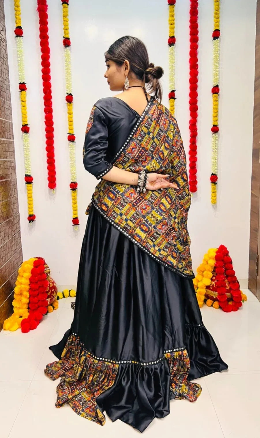 NAVRATRI WEAR CHANIYA CHOLI D.NO. 7058 - Anant Exports