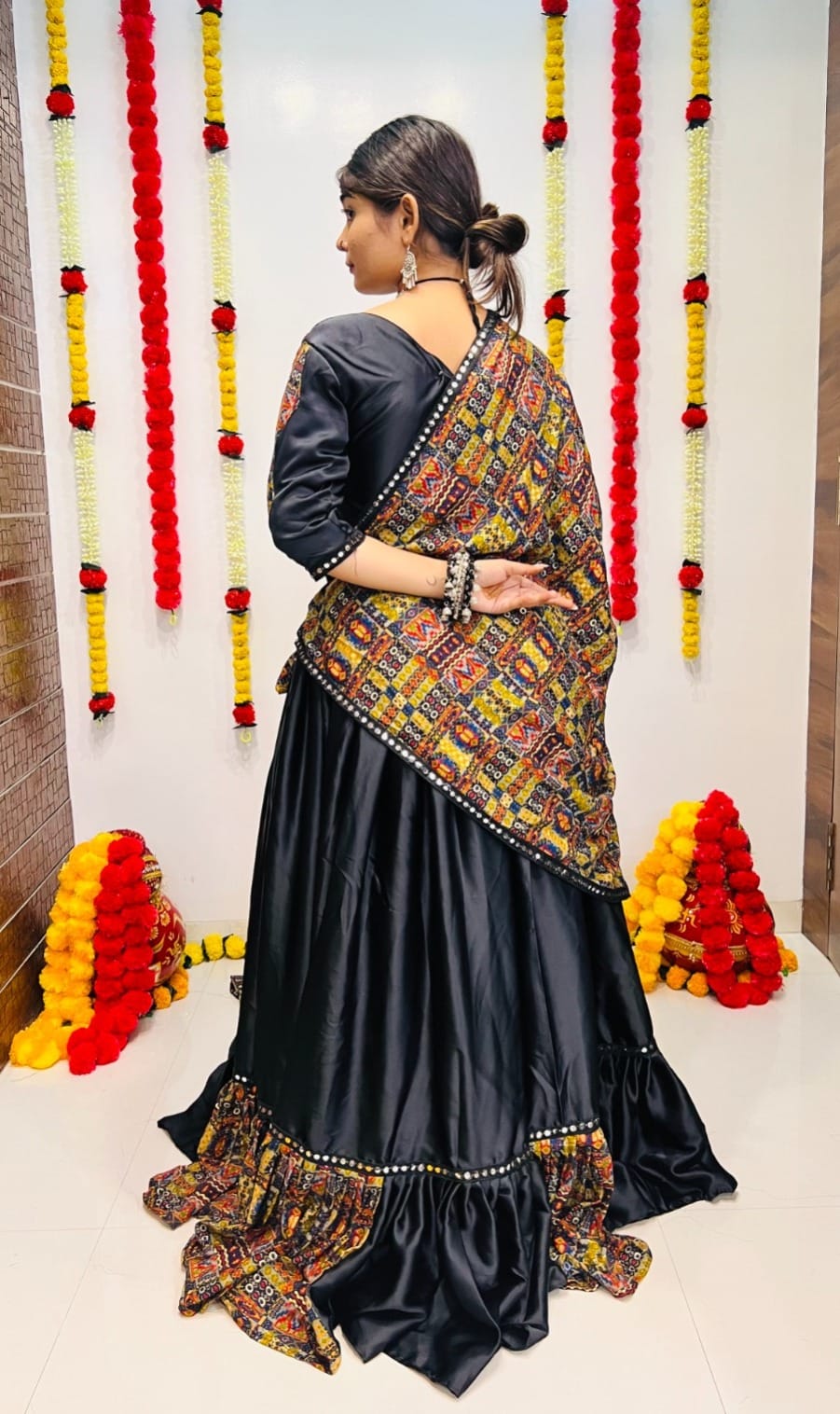 NAVRATRI WEAR CHANIYA CHOLI D.NO. 7058