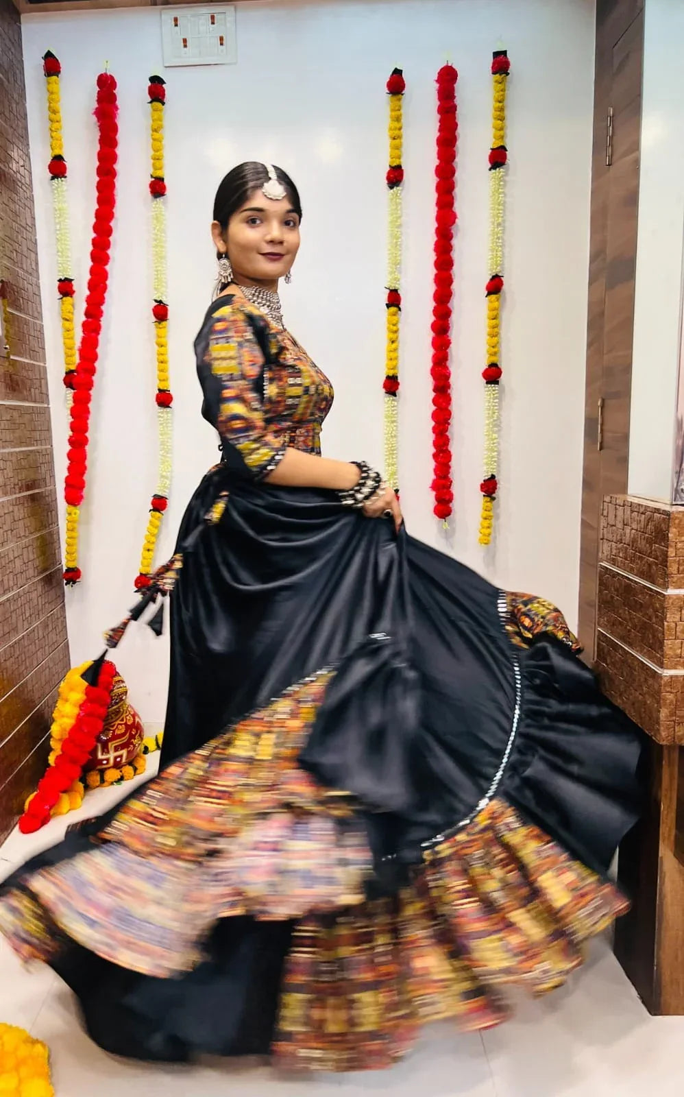 NAVRATRI WEAR CHANIYA CHOLI D.NO. 7058 - Anant Exports