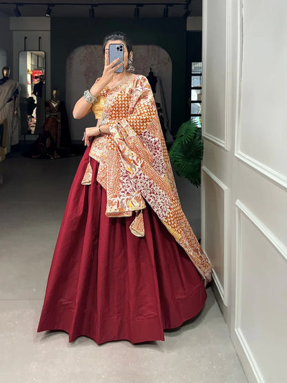 Navratri Wear Lehenga Choli D.No. 1636 - Anant Exports