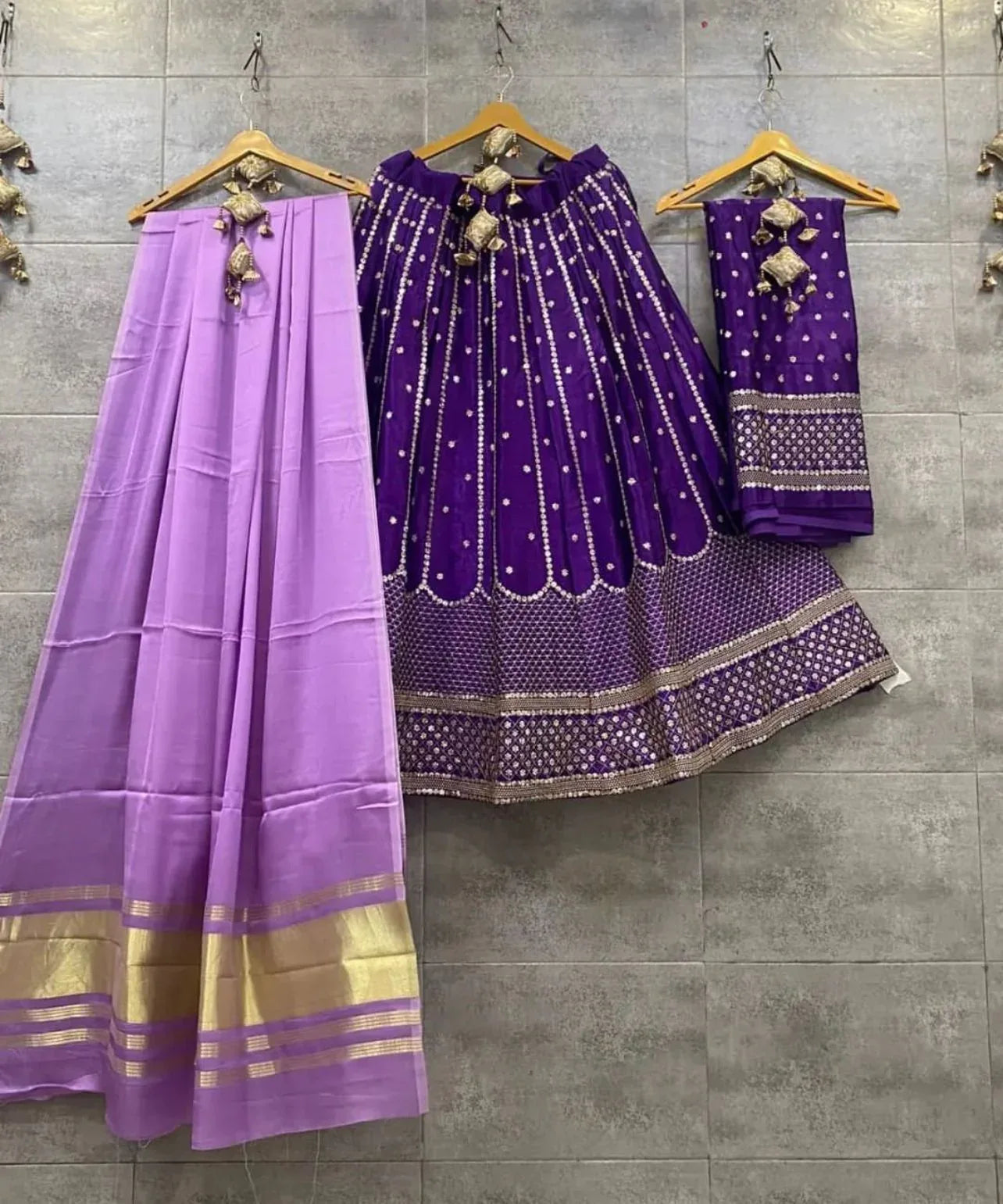 Navratri Wear Gaji Lehenga - Anant Exports