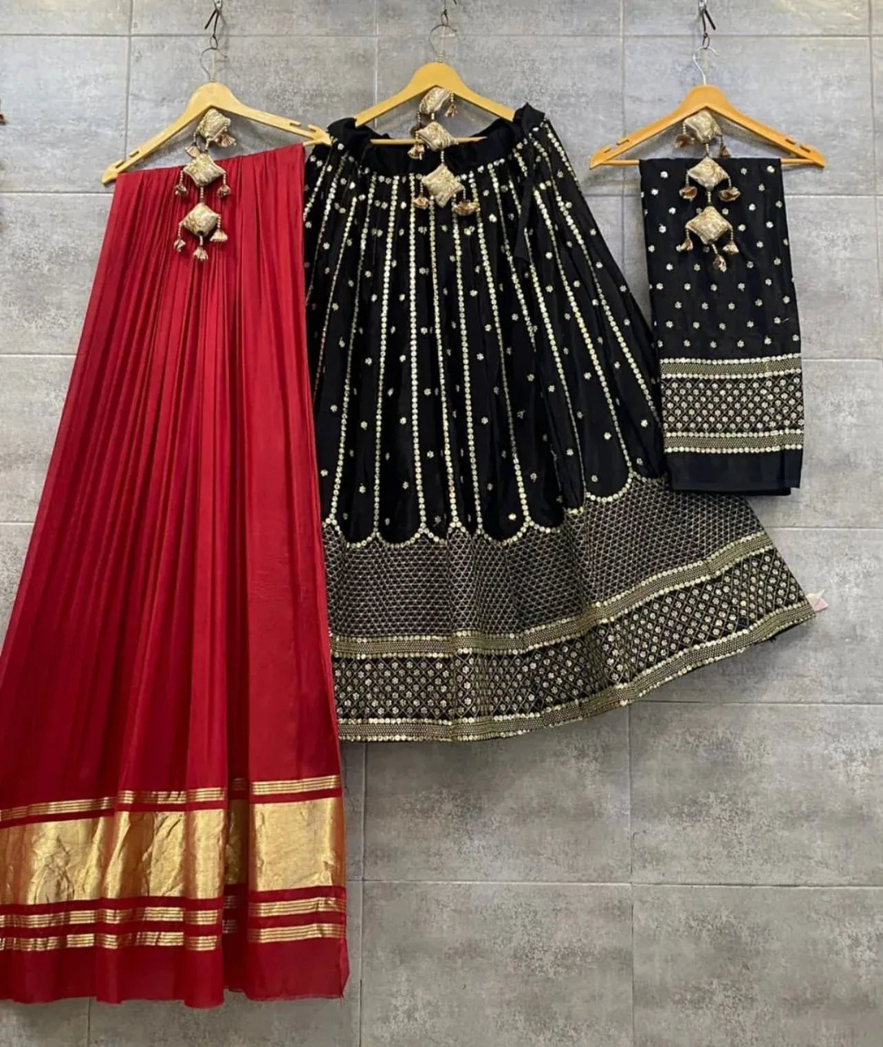 Navratri Wear Gaji Lehenga - Anant Exports