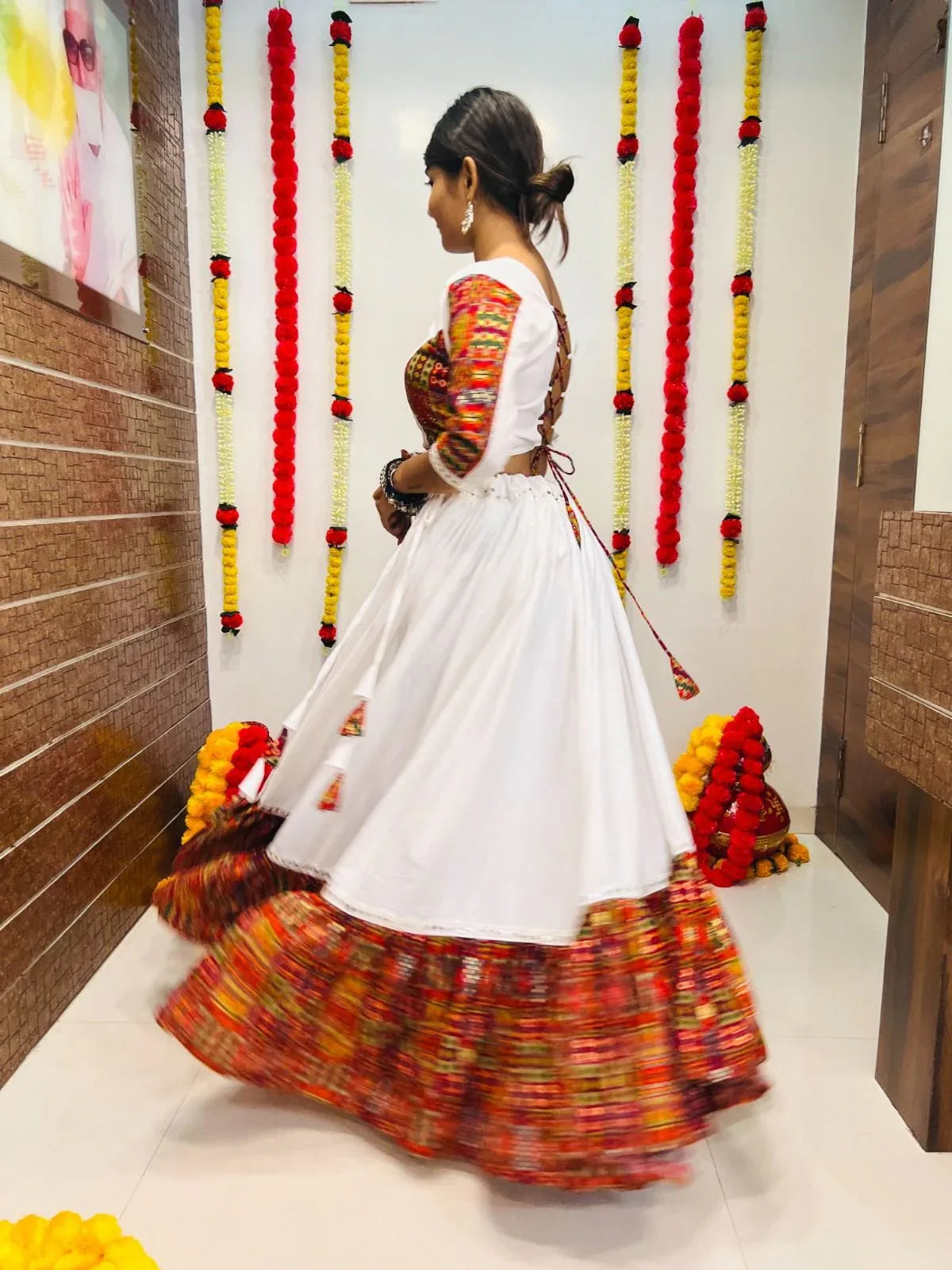 NAVRATRI WEAR CHANIYA CHOLI D.NO. 7059 - Anant Exports
