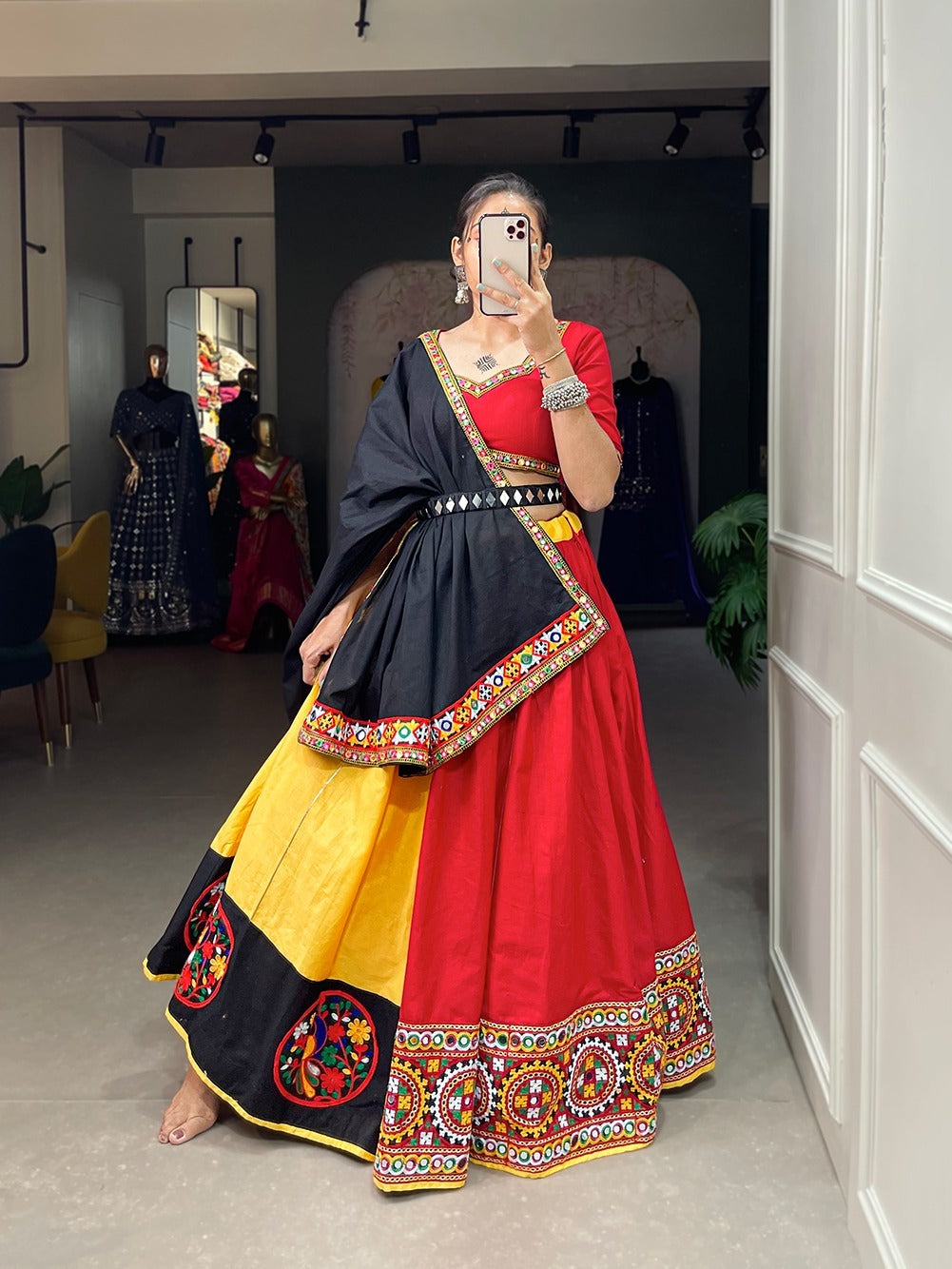Navratri Wear Traditional Gamthi Mirror Work Lehenga Choli D.No. 1657