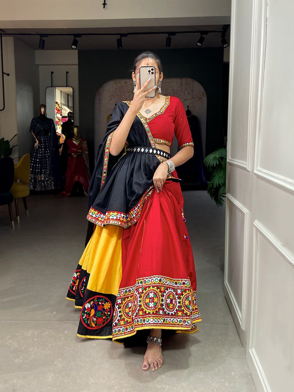 Navratri Wear Traditional Gamthi Mirror Work Lehenga Choli D.No. 1657
