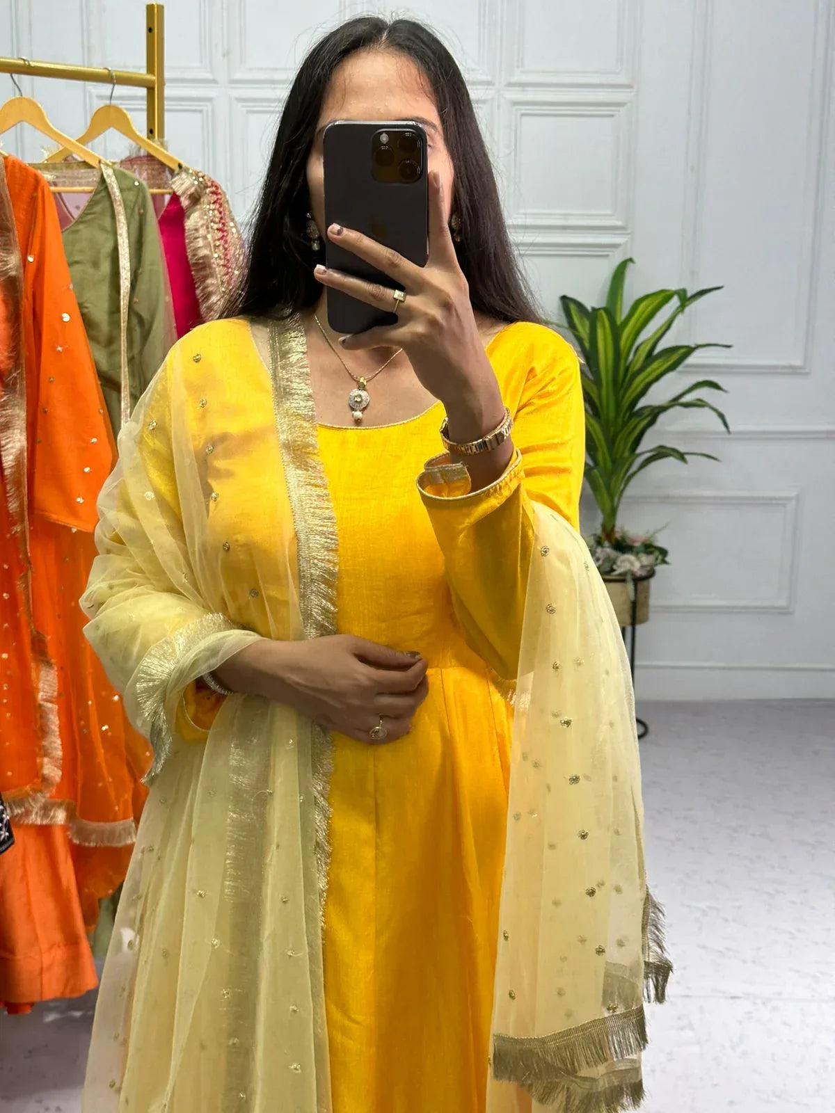 Wedding Wear Fancy Gown D.No. 1030 - Anant Exports