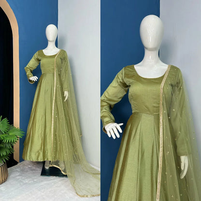 Wedding Wear Fancy Gown D.No. 1030 - Anant Exports