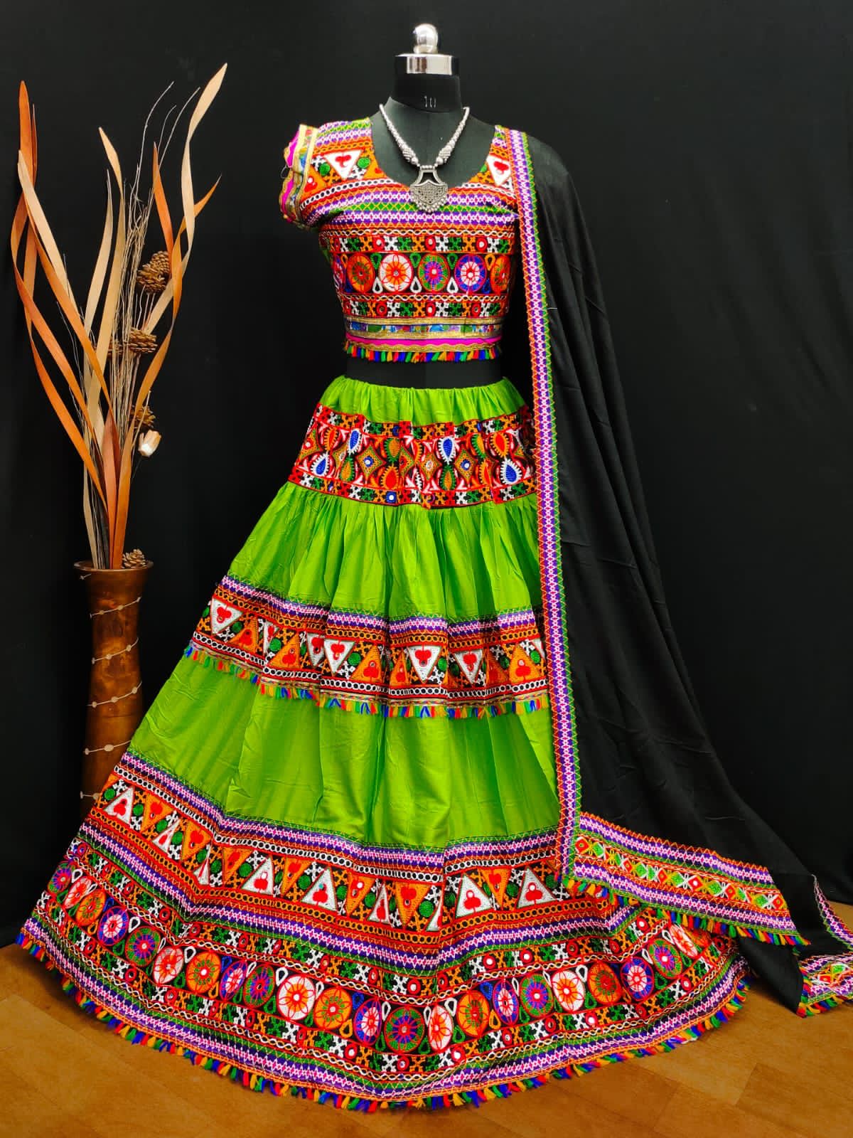 Navratri Wear Traditional Lehenga