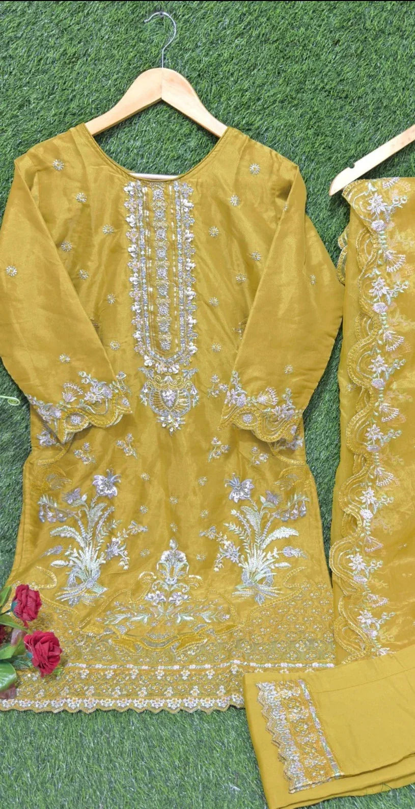 Ramsha Designer Readymade Pakistani Suit D.No.R-1123-A