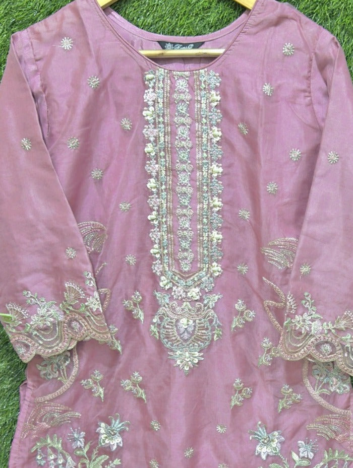 Ramsha Designer Readymade Pakistani Suit D.No.R-1123-C