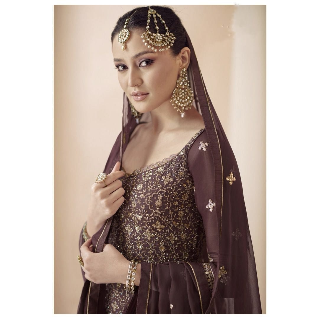 Designer Wedding Wear Punjabi Style Salwar Suit