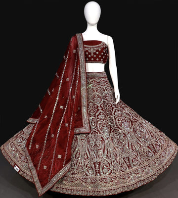 Beautiful Designer Wedding Wear Bridal Lehenga