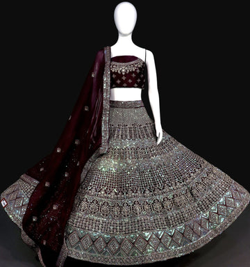 Beautiful Designer Wedding Wear Bridal Lehenga