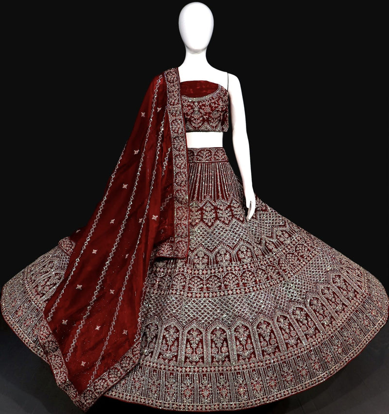 Beautiful Designer Wedding Wear Bridal Lehenga