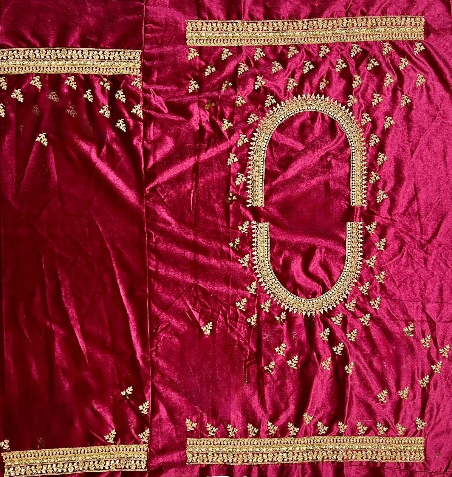 Fancy Velvet Bridal Lehenga Choli D.No 2479 - Anant Exports
