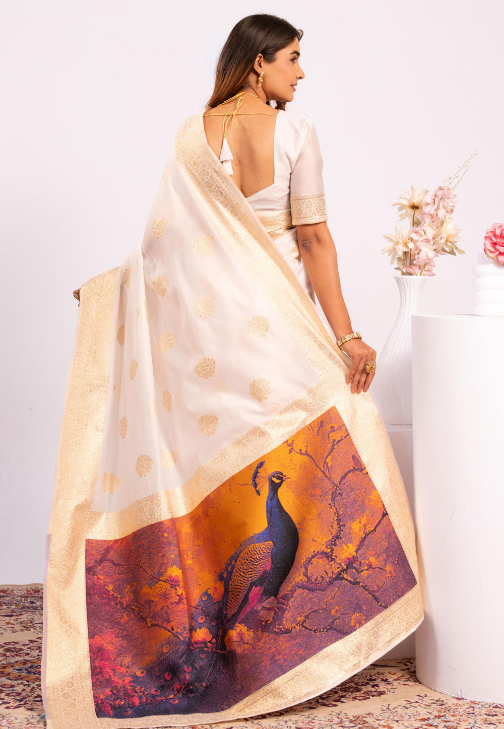 White Pure Soft Banarasi Silk Zari Woven Saree 