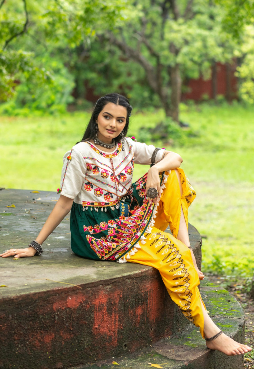 Navratri Garba Garba Special Kedia and Tulip Pants for Women's