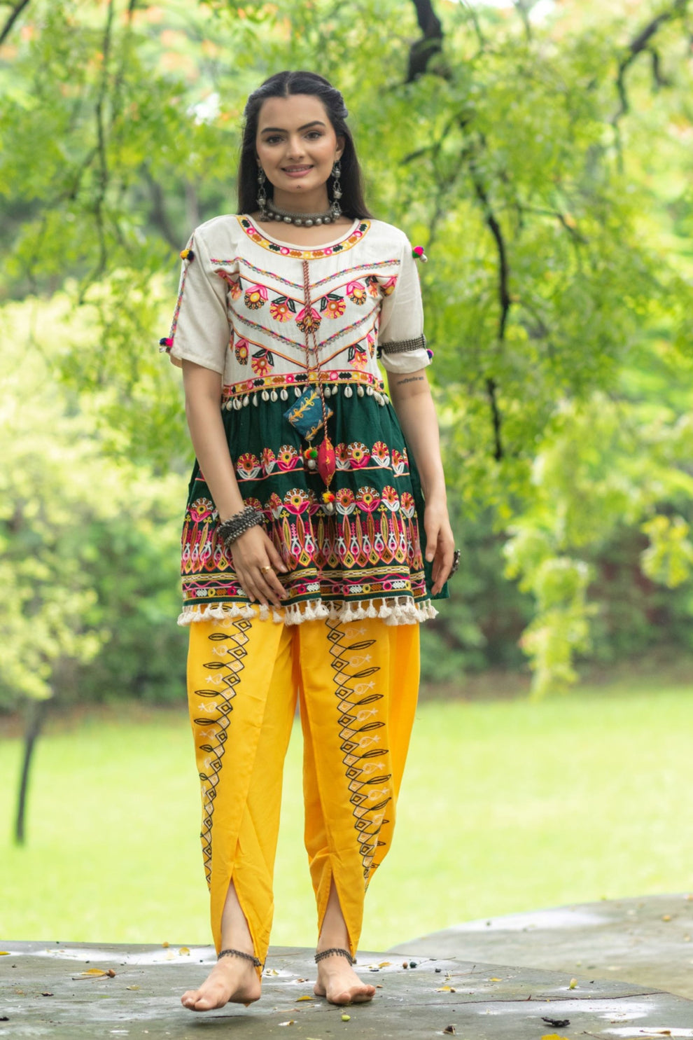 Navratri Garba Garba Special Kedia and Tulip Pants for Women's