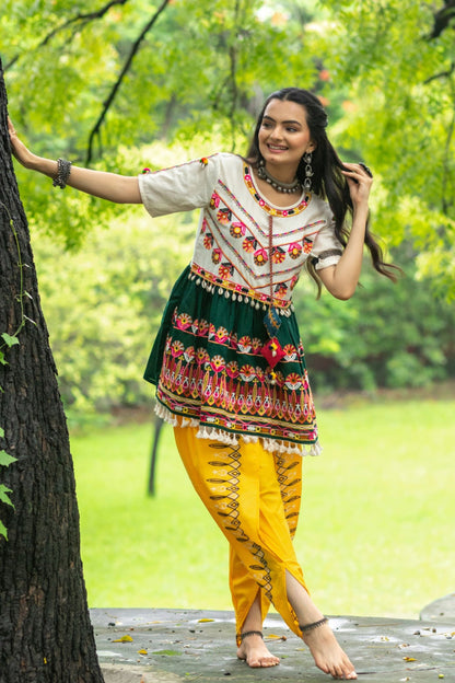 Navratri Garba Garba Special Kedia and Tulip Pants for Women&