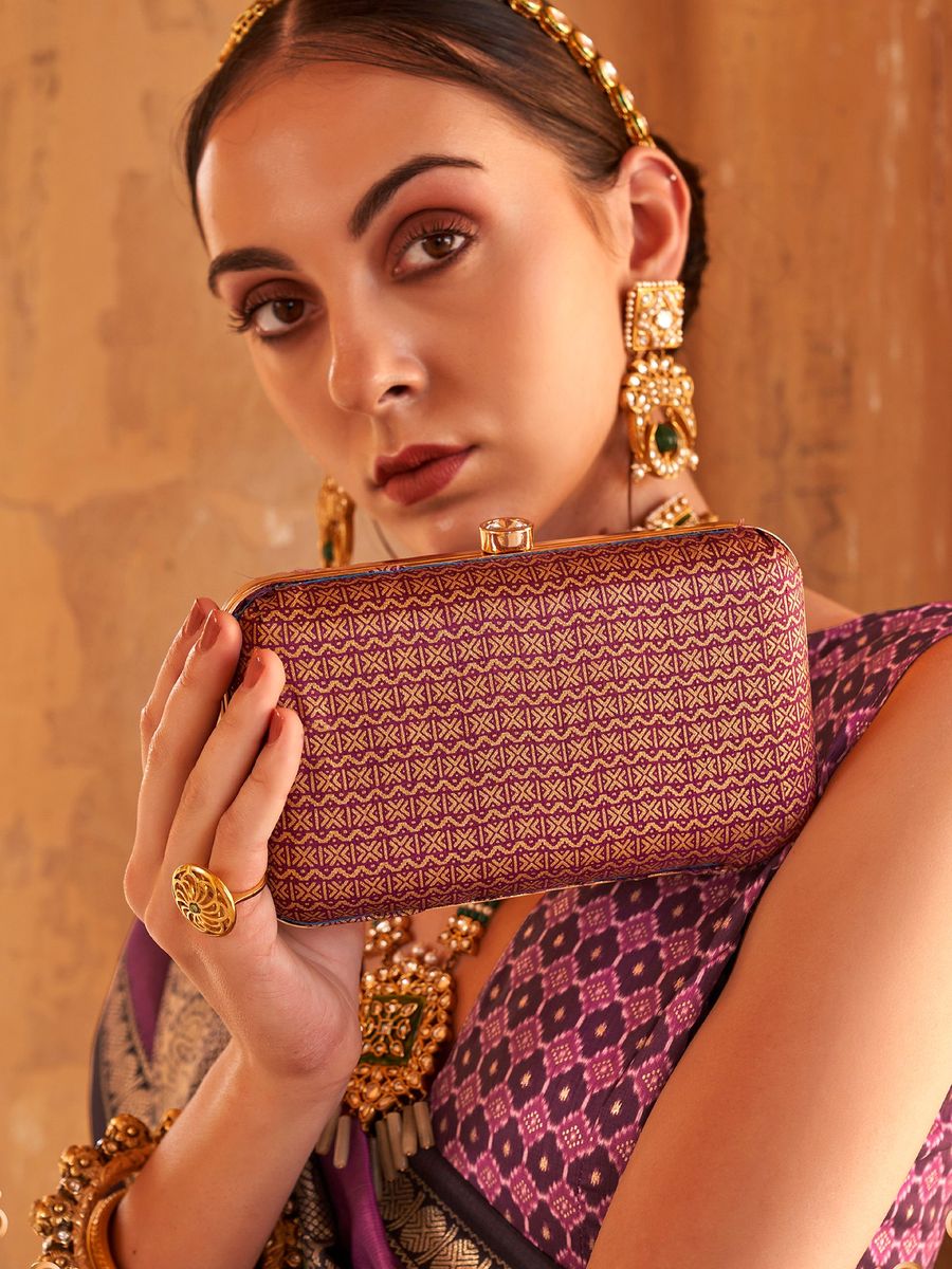 Sea Green Patola Silk Traditional Woven Saree ##color## Patola Saree with premium fabric and embroidery