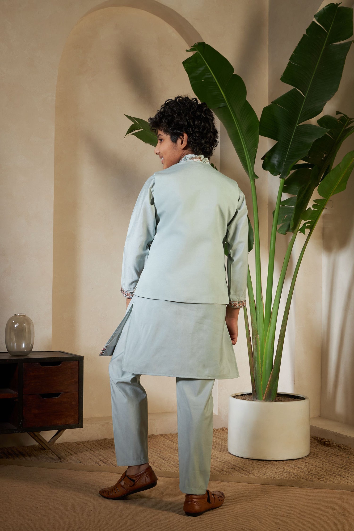 Pista Pure Viscose Silk Silk Kids Boy Kurta Pajama With Koti Jacket 