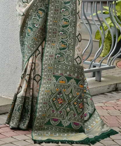 Green Pure Soft Banarasi Silk Patola Zari Woven Saree 