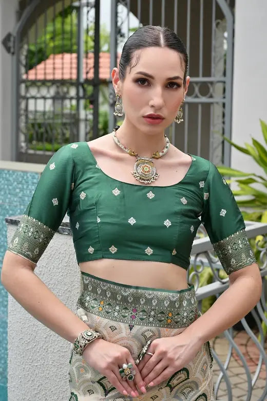 Green Pure Soft Banarasi Silk Patola Zari Woven Saree 