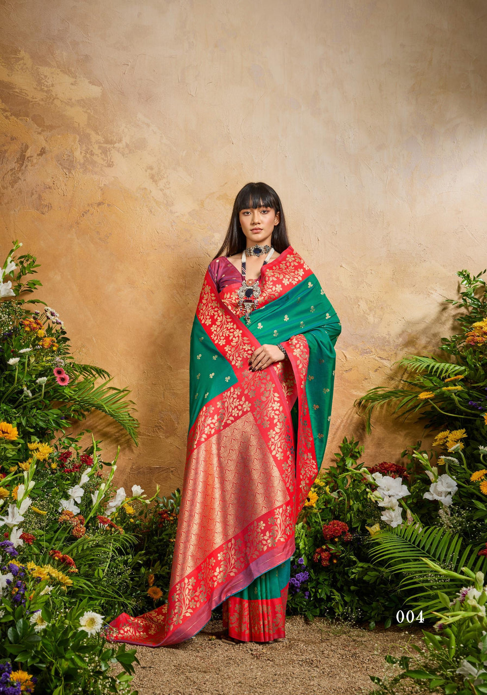 Green Pure Soft Handloom Weaving Silk Saree ##color## Banarasi Saree with premium fabric and embroidery