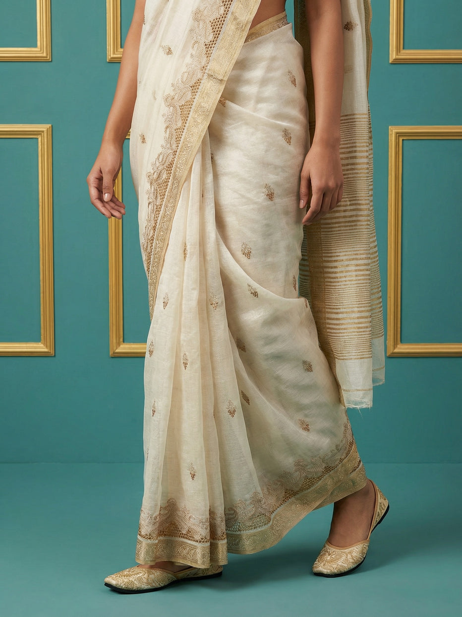 Chickoo Pure Tussar Silk Cutwork Chit Pallu Embroidered Saree 