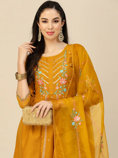 SALIMAR VOL 09 FESTIVE WEAR KURTI-SET D.NO. 1373 - Anant Exports