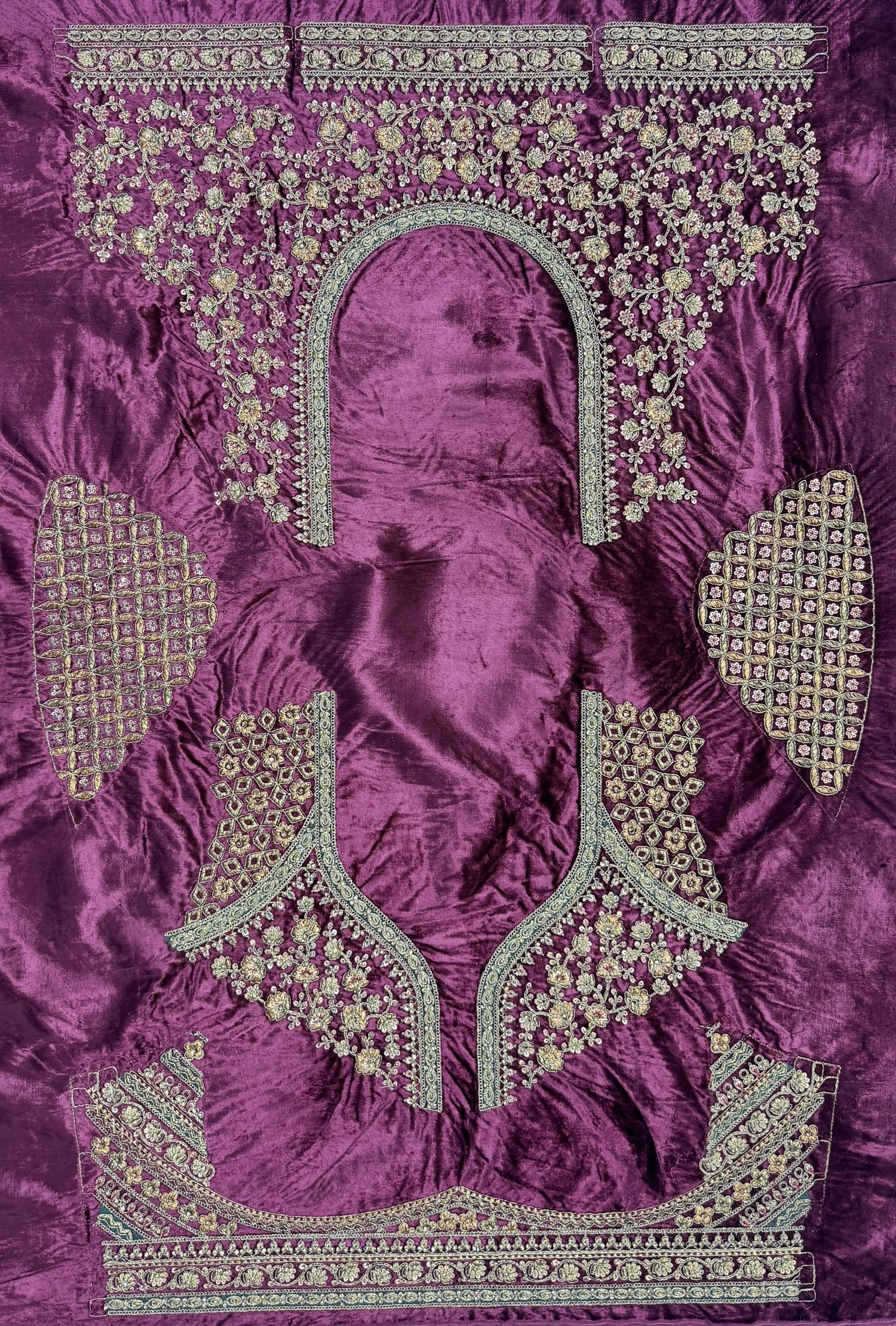 Maroon Pure Velvet Heavy Embroidery Patch Work &amp; Sequins Thread Work Bridal Lehenga Chol