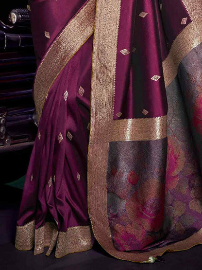 Pink Pure Silk with 3D weaved Pallu &amp; Heavy Embroidery Banarasi Saree 