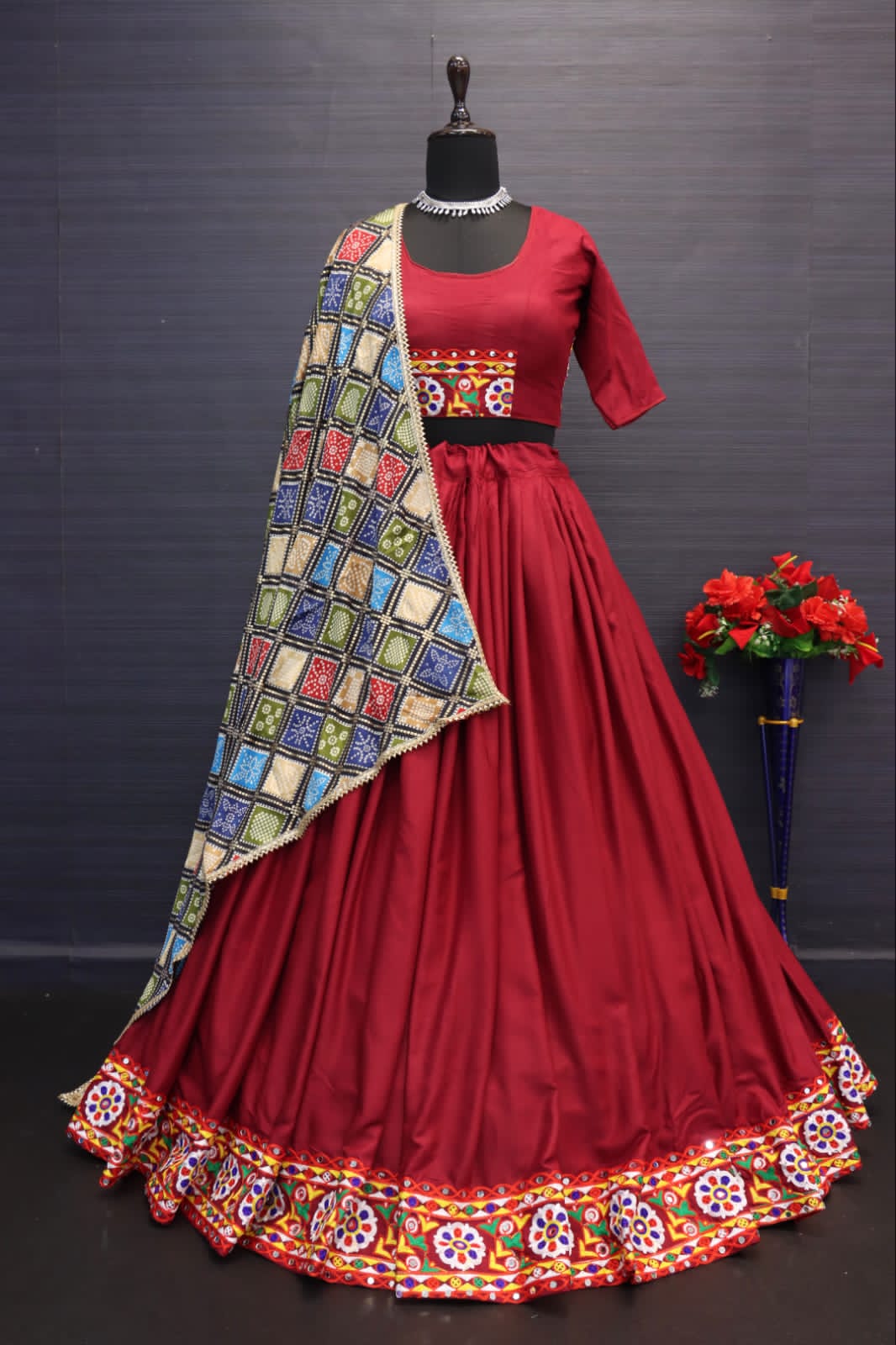 Navratri Special Traditional Looks For Lehenga choli