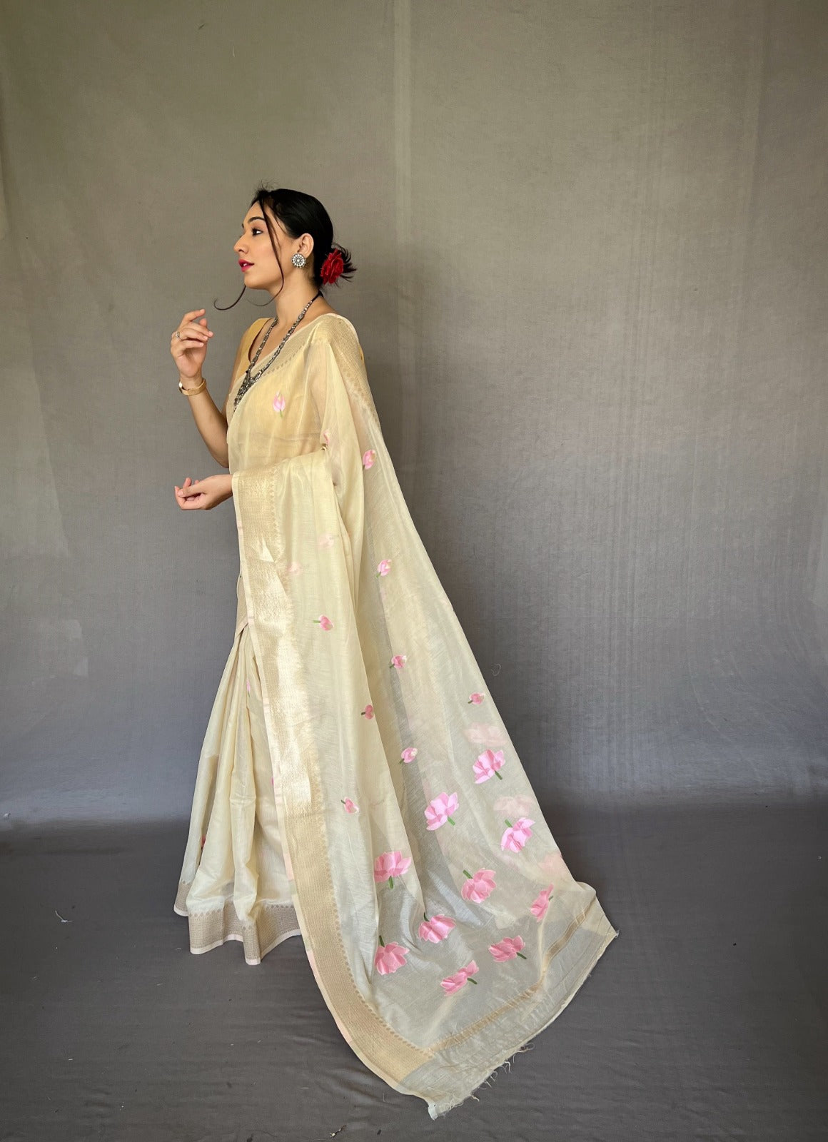 Party Wear Designer Lotus Pure Cotton Linen Saree