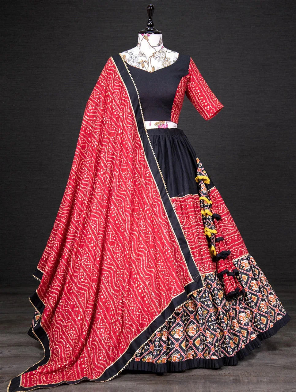 Navratri Special Traditional Looks For Patola Print Lehenga Choli D.no-1624 - Anant Tex Exports Private Limited