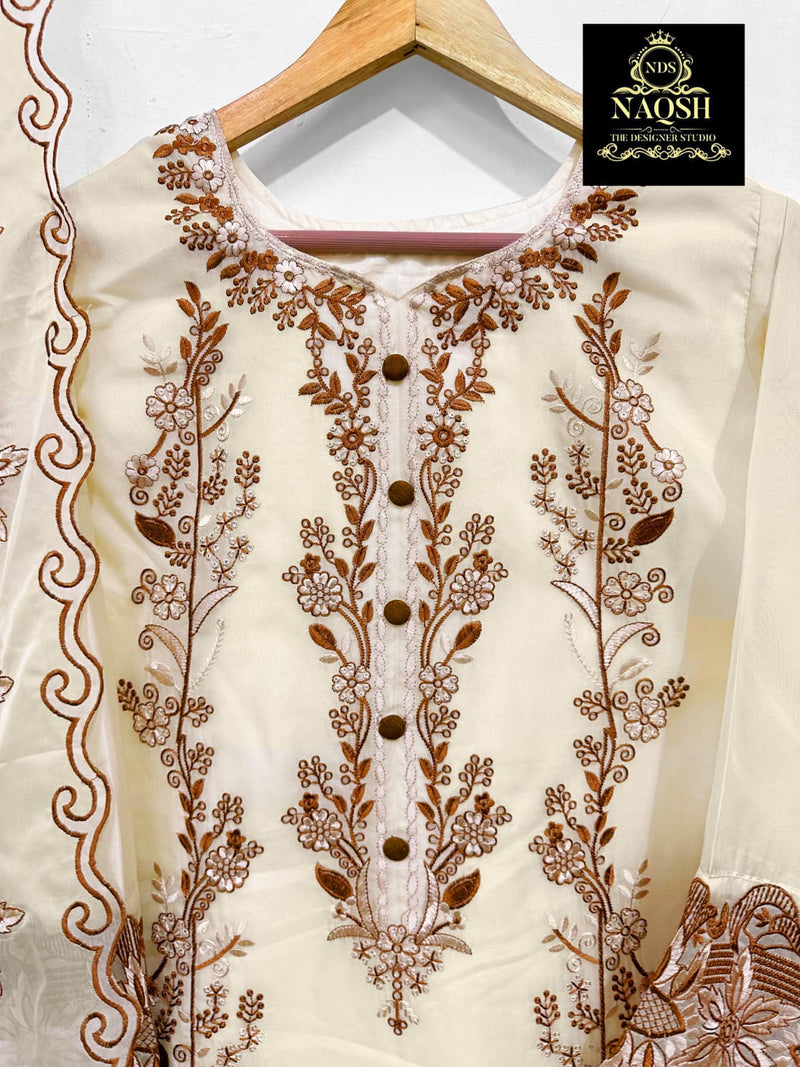 Naqsh Designer Studio Luxury Pret Formal Wear Collection