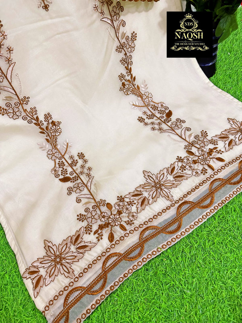 Naqsh Designer Studio Luxury Pret Formal Wear Collection