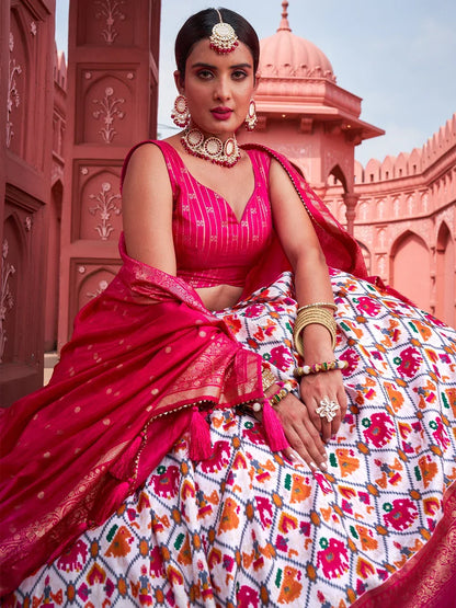 Navratri Special Traditional Looks For Patola Print Lehenga Choli D.no-1640 - Anant Exports