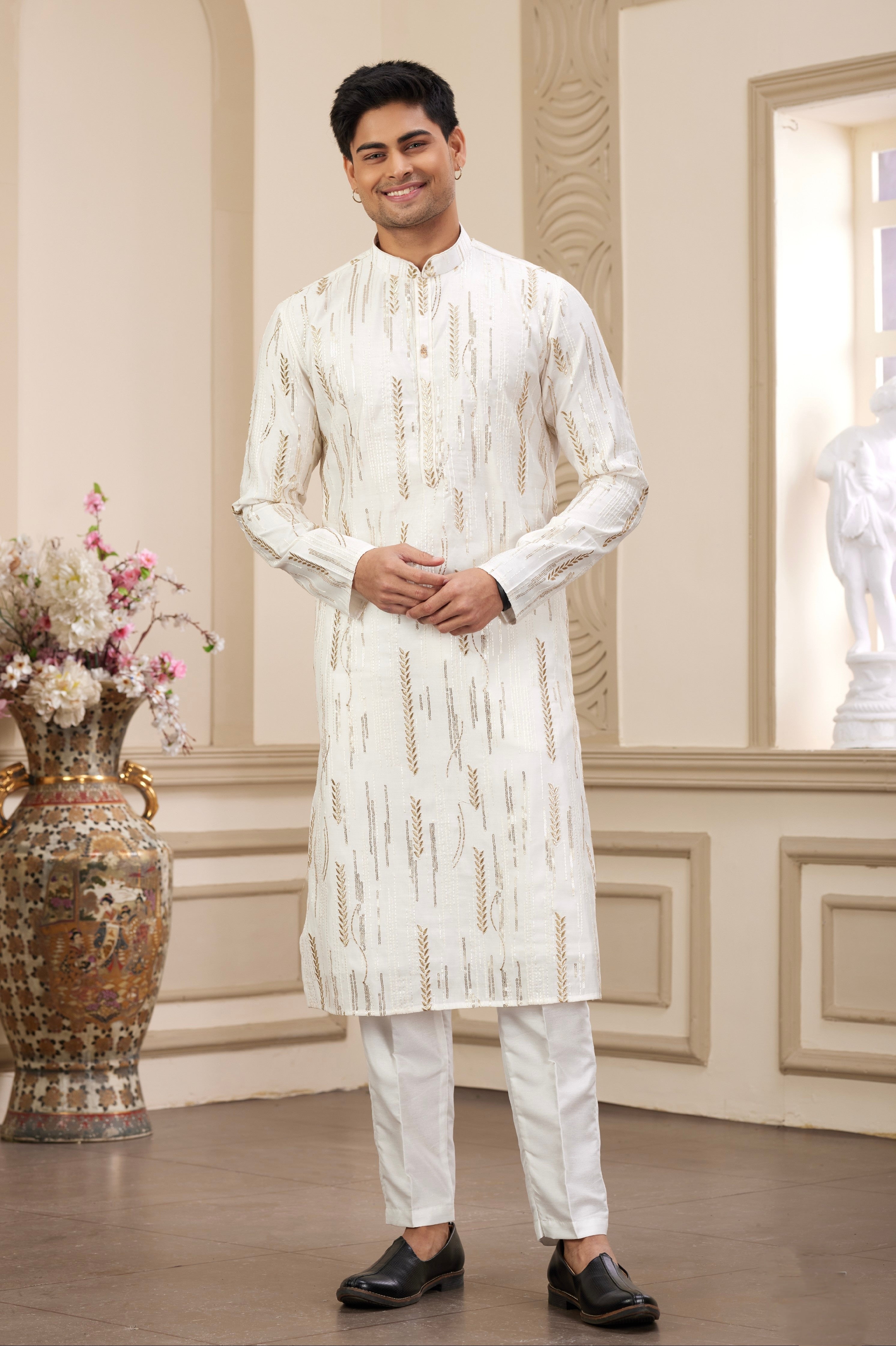 Off white kurta set for men