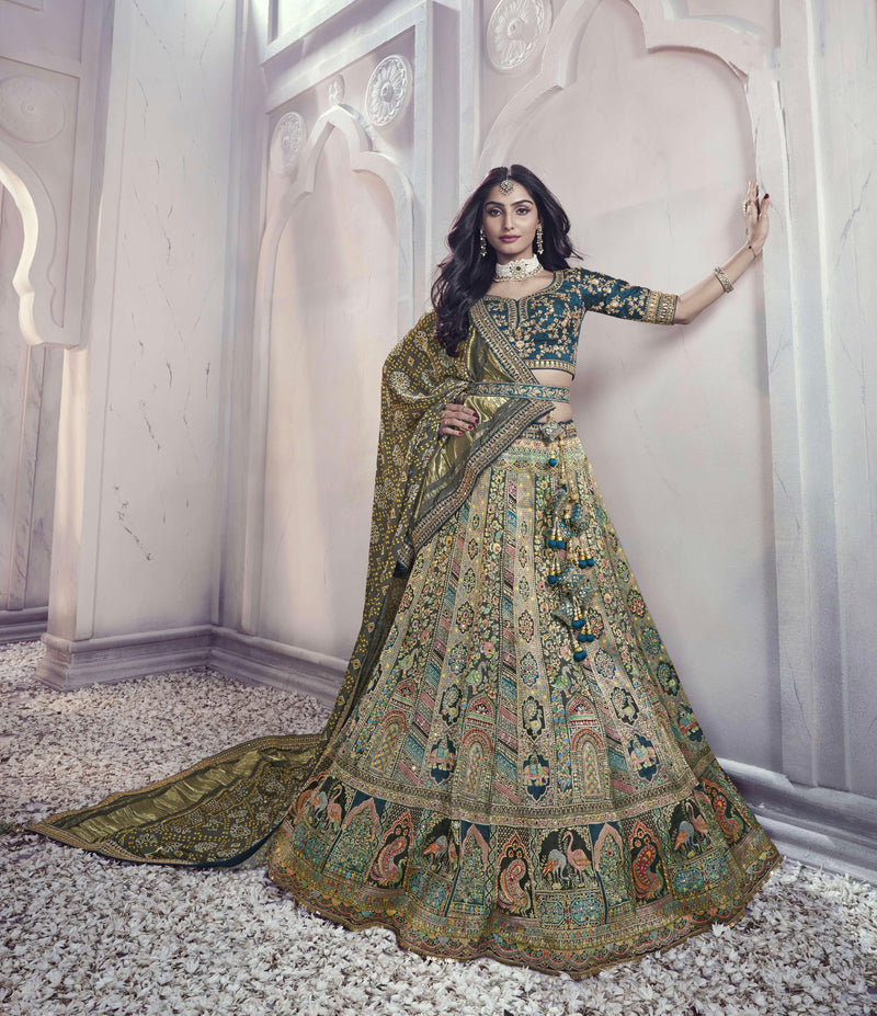 Designer Wedding Wear Latest Bridal Lehenga Choli