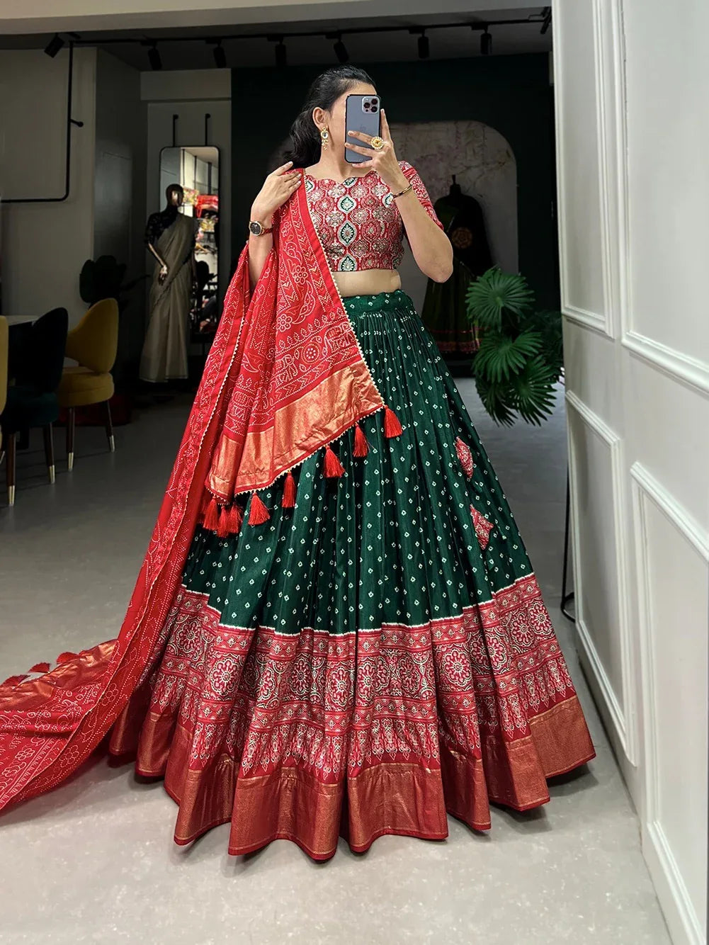 Trending Navaratri Lehenga Choli Collection dno 1686 - Anant Exports