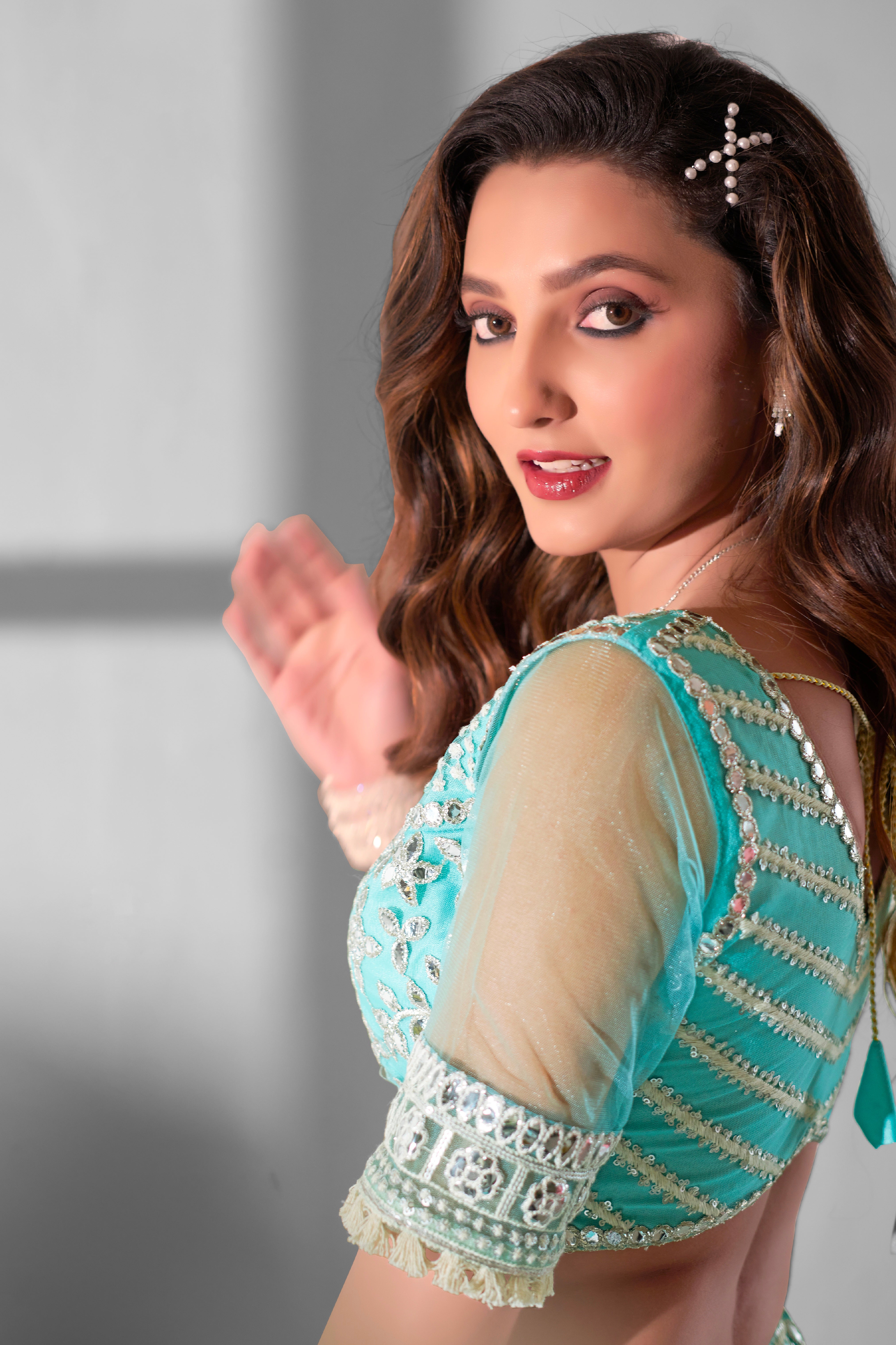 Beautiful Designer Wedding Wear Latest Premium Bridal Lehenga Choli