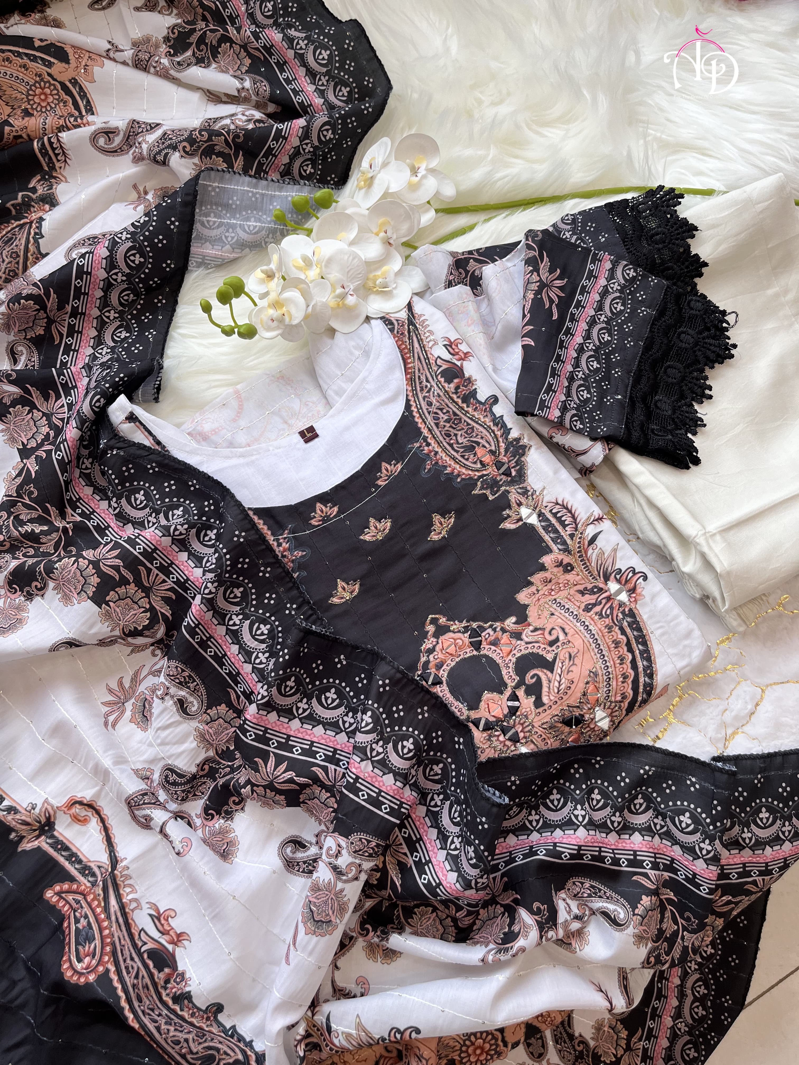 Beautiful White Cotton Kurta Pant Set