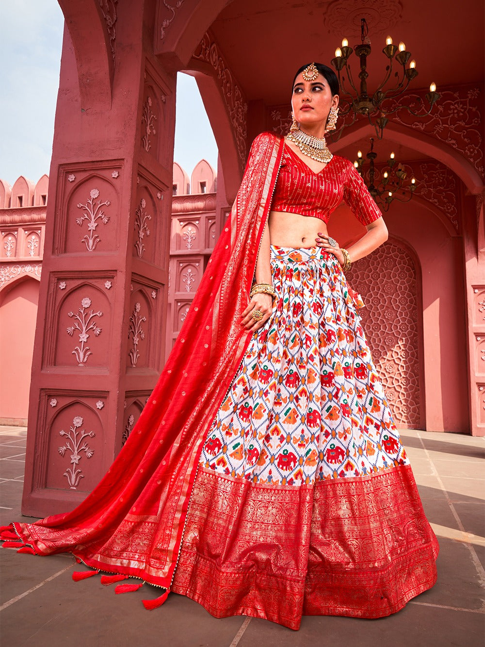 Navratri Special Traditional Looks For Patola Print Lehenga Choli