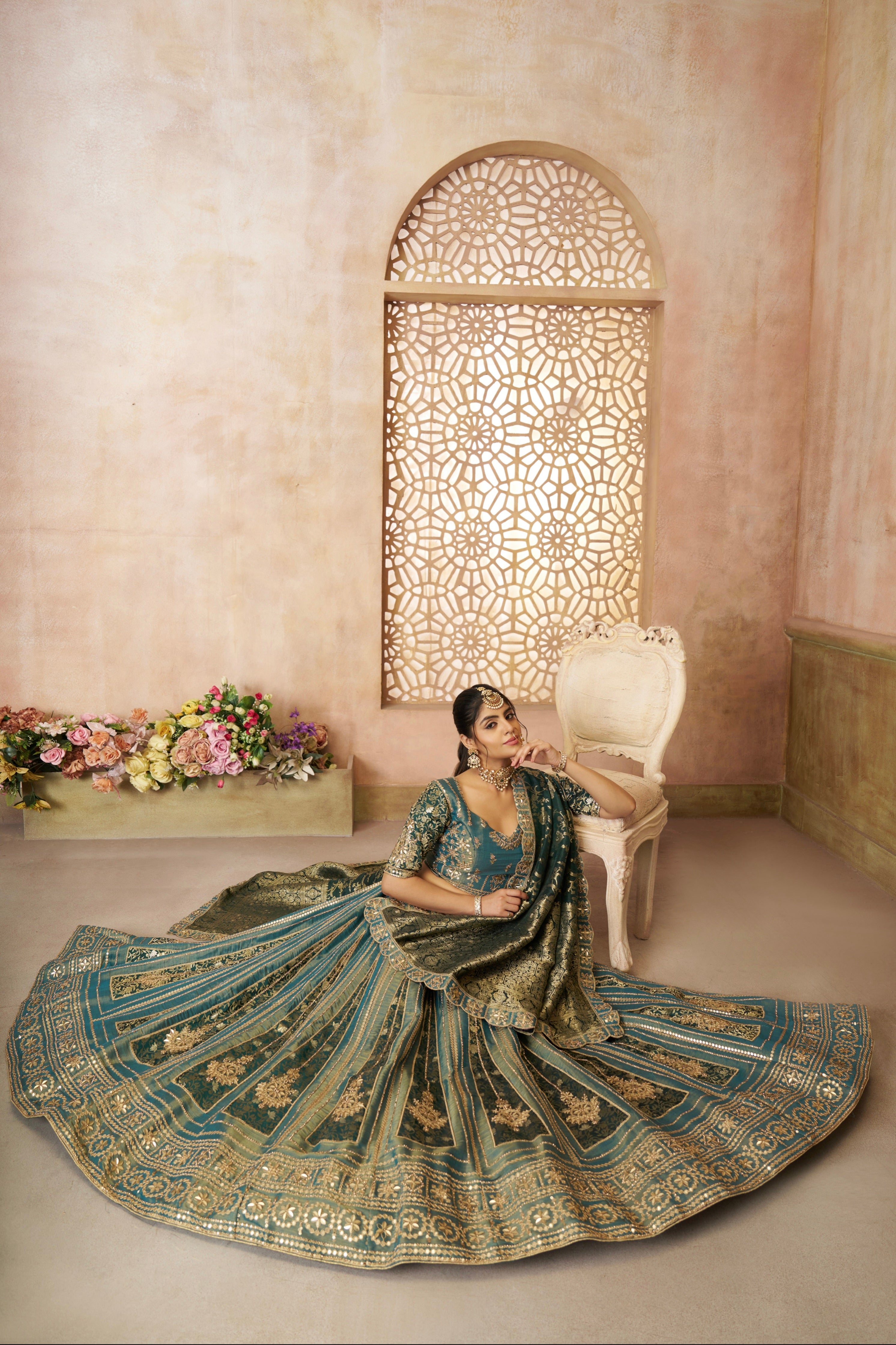 Bridal lehenga in tissue fabric and jacquard dupatta


