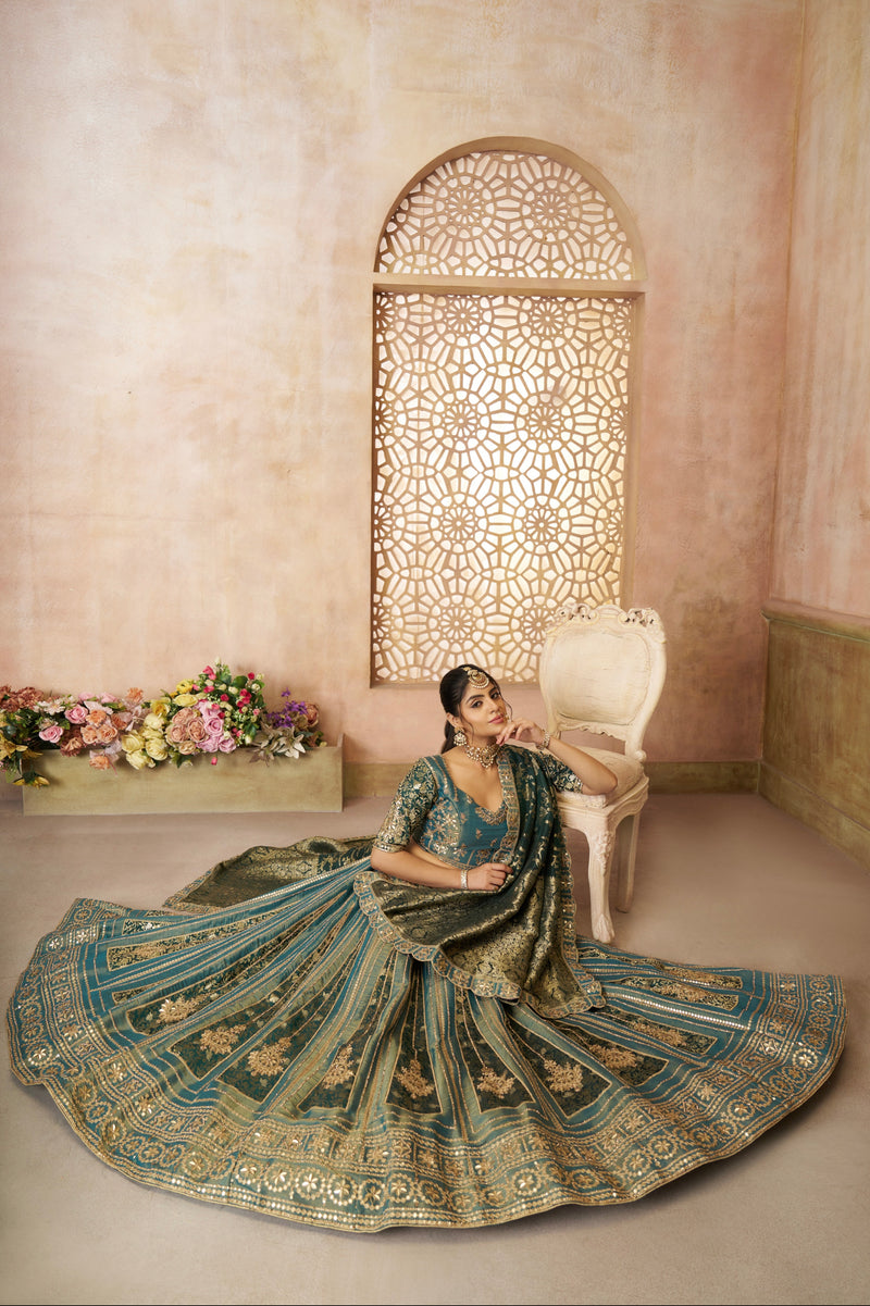 Bridal lehenga in tissue fabric and jacquard dupatta

